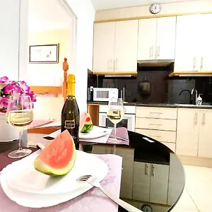 https://adeje-house-2-bedrooms-wifi-free.in-canary-islands.com